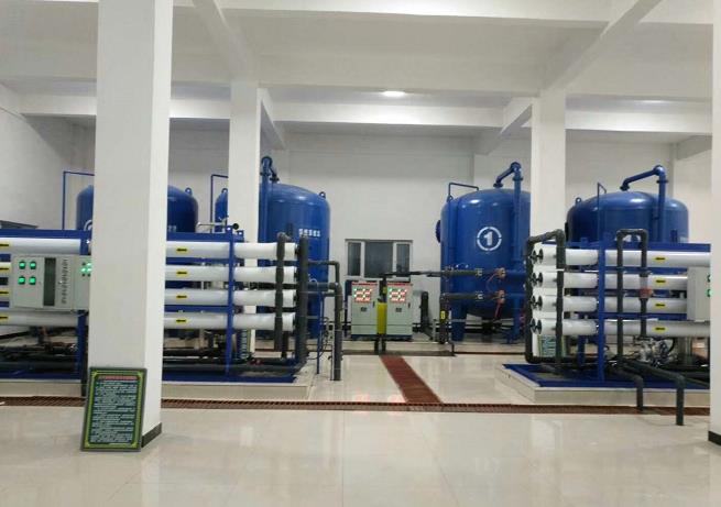 新疆烏魯木齊水廠(chǎng)160噸納濾設(shè)備